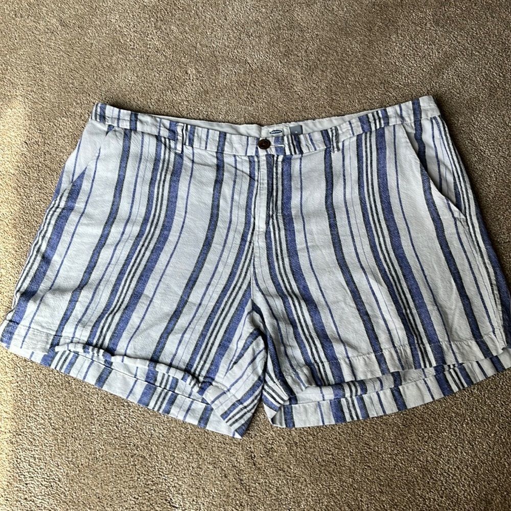 OLD navy striped lined blend shorts size 16.